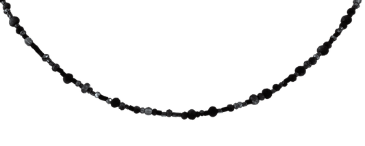 n882